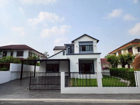 บ้านเดี่ยวระดับพรีเมียม บนทำเลศักยภาพ “ปิ่นเกล้า – ราชพฤกษ์