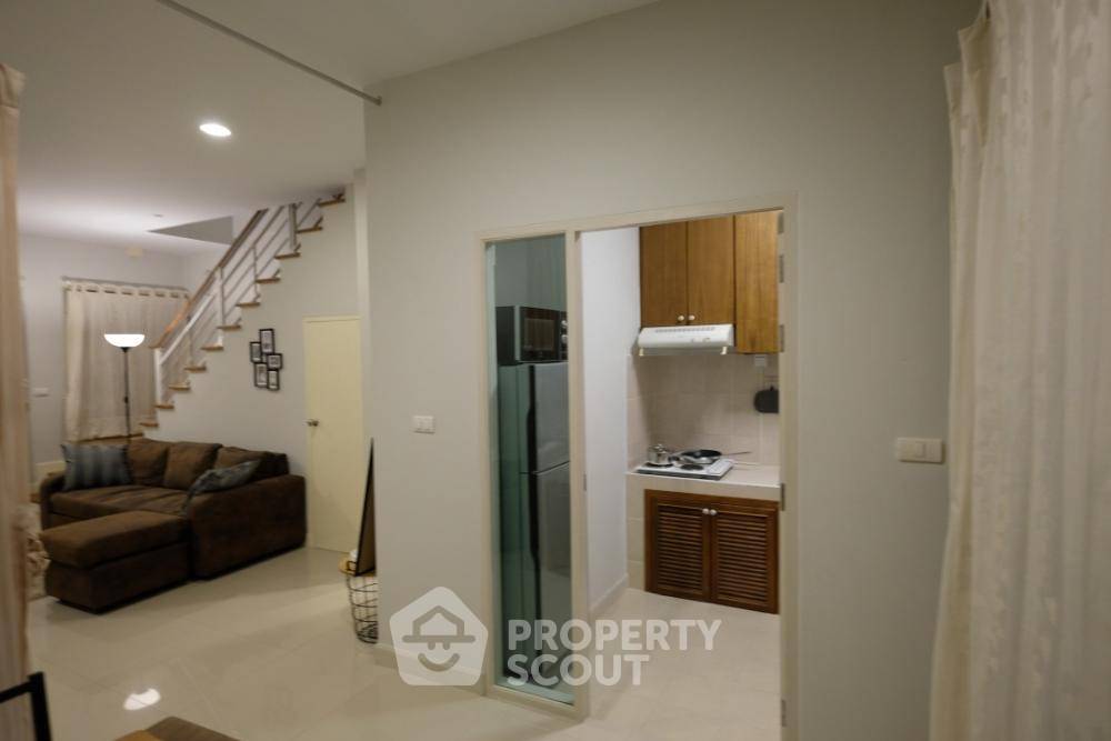รูป ทาวน์เฮาท์ 3-ห้องนอน ที่ บ้านกลางเมือง สาทร - ตากสิน 2 ใกล้ BTS วุฒากาศ (ID 1635033) - รูปที่ 11/34