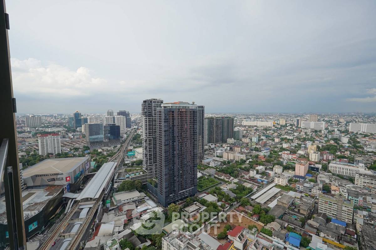 picture 1-BR Condo at The Crest Park Residences near MRT Phahon Yothin (ID 2879941) - 10/10