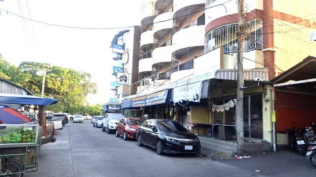 picture 商业大楼出售，4层，2个单元，36平方米，位于Wongsakorn市场，毗邻Sai Mai路，准备营业，曼谷Sai Mai。 - 6/8