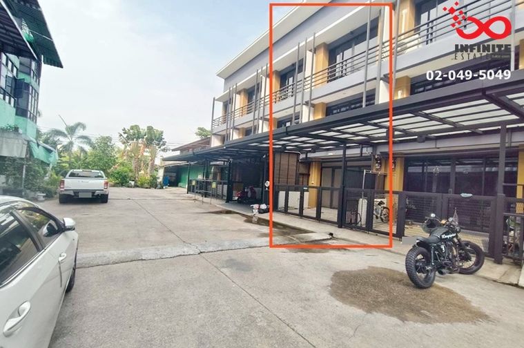 4-bed townhouse for sale, 180 sqm, 18 sq wah, Bang Phlat