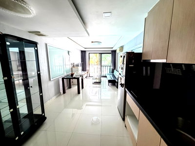 Condos for rent : Jomtien Condo for Rent at Laguna Beach Resort 3 Maldives