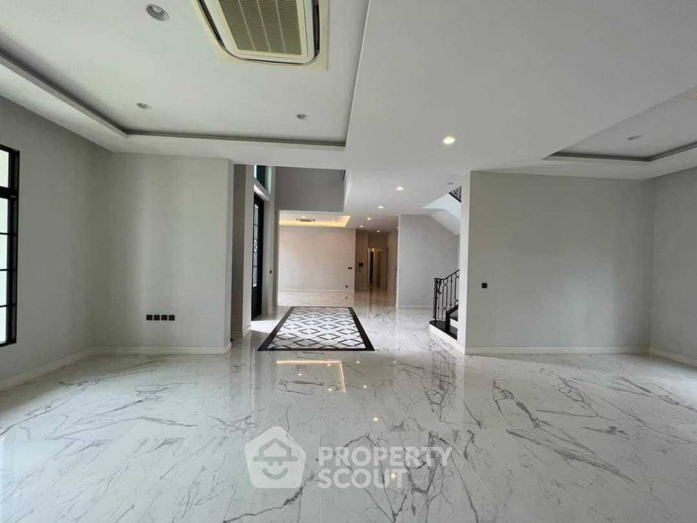 picture 5-BR House in Suan Luang (ID 2012974) - 10/14