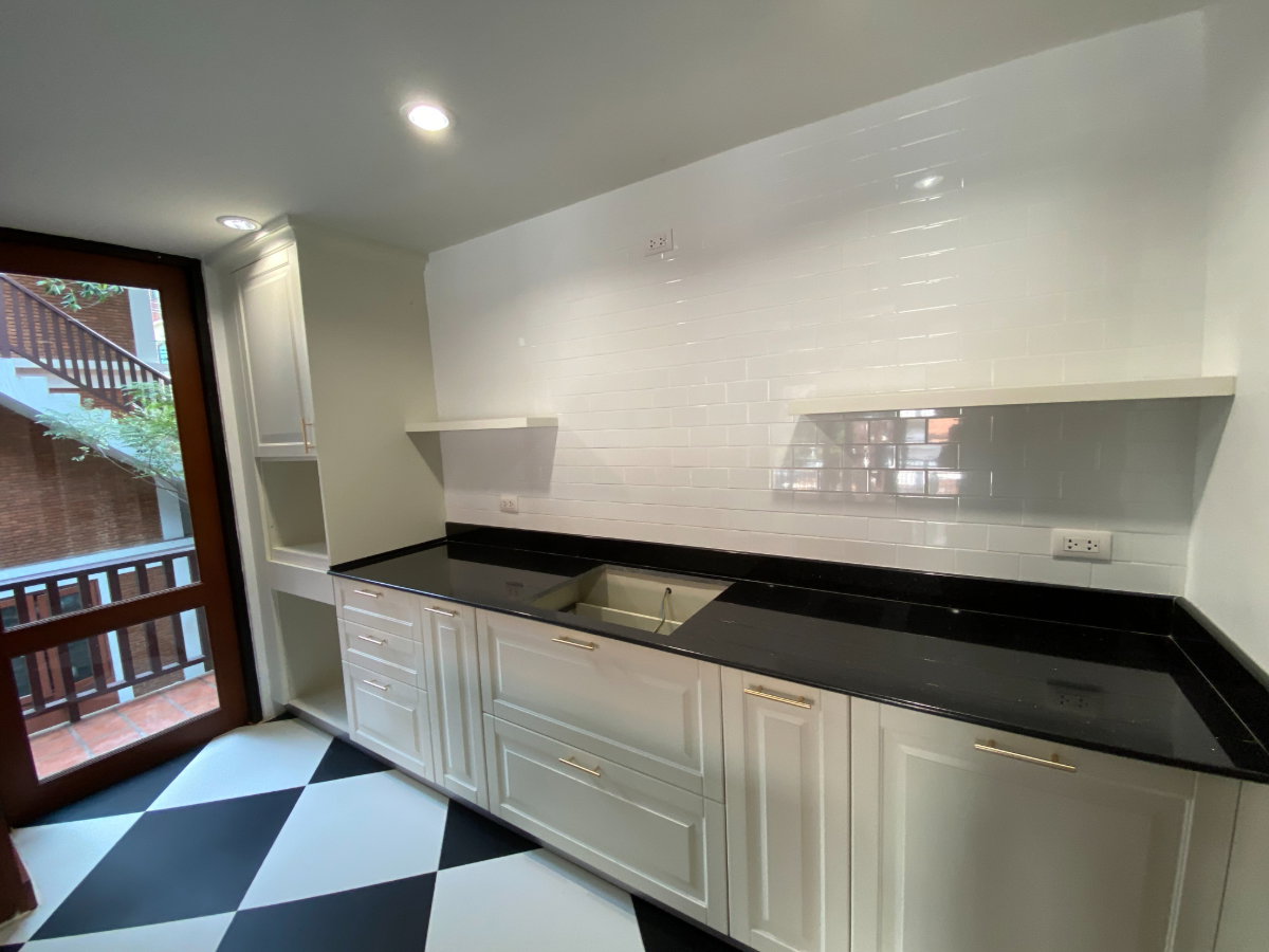 รูป บ้านรีโนเวทใหม่ สไตล์รีสอร์ท พร้อมพงษ์ ** NO CO-AGENT ** - รูปที่ 11/20