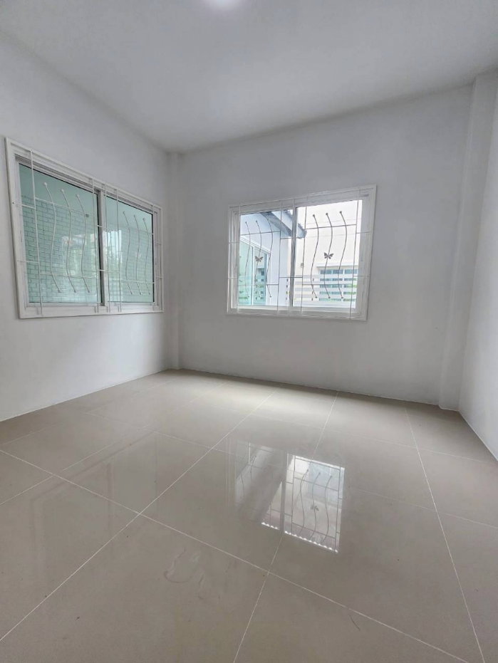 รูป บ้านแฝด  หนองจอก  เชื่อมสัมพันธ์  หมู่บ้านเต็มสิริวิลเลจ นัดชมบ้าน 085-318-6868 คุณวา - รูปที่ 17/25