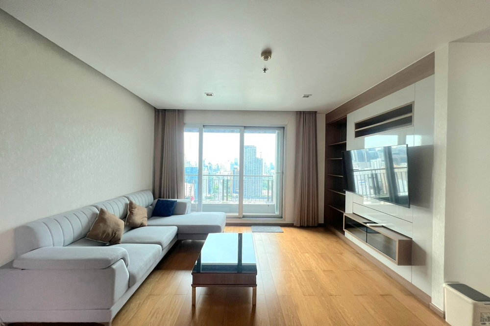 รูป 🔥 เช่าด่วน !! The Address Asoke, 2 ห้องนอน, 2 ห้องน้ำ, ชั้นสูง 42++, ห้องไซส์ใหญ่, มีอ่างอาบน้ำ!! 🔥Code C20231200976 แต่งครบ, พร้อมเข้าอยู่📣📣 - รูปที่ 1/7