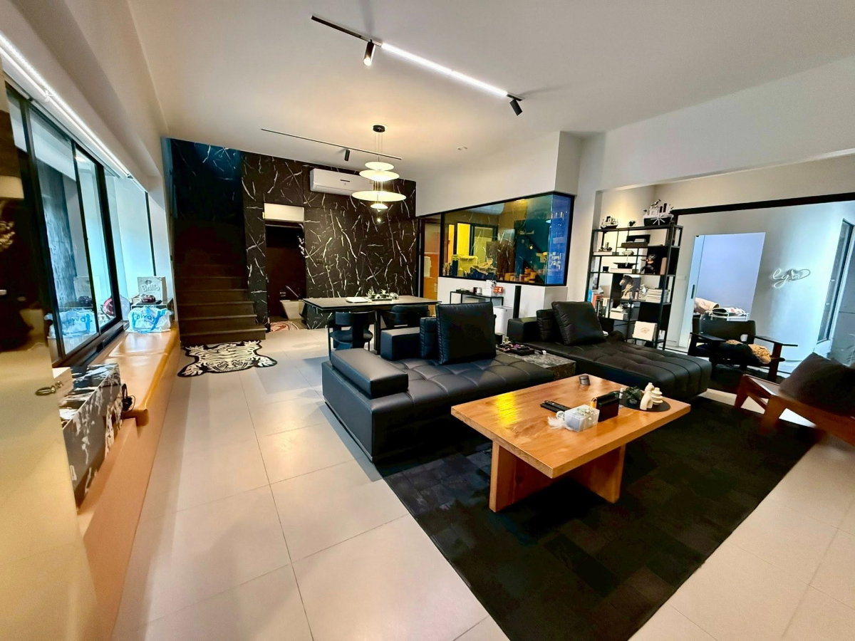 รูป  Super Luxury จาก Land & Houses VIVE Bangna km.7 (วีเว่ บางนา กม.7)  - รูปที่ 2/18