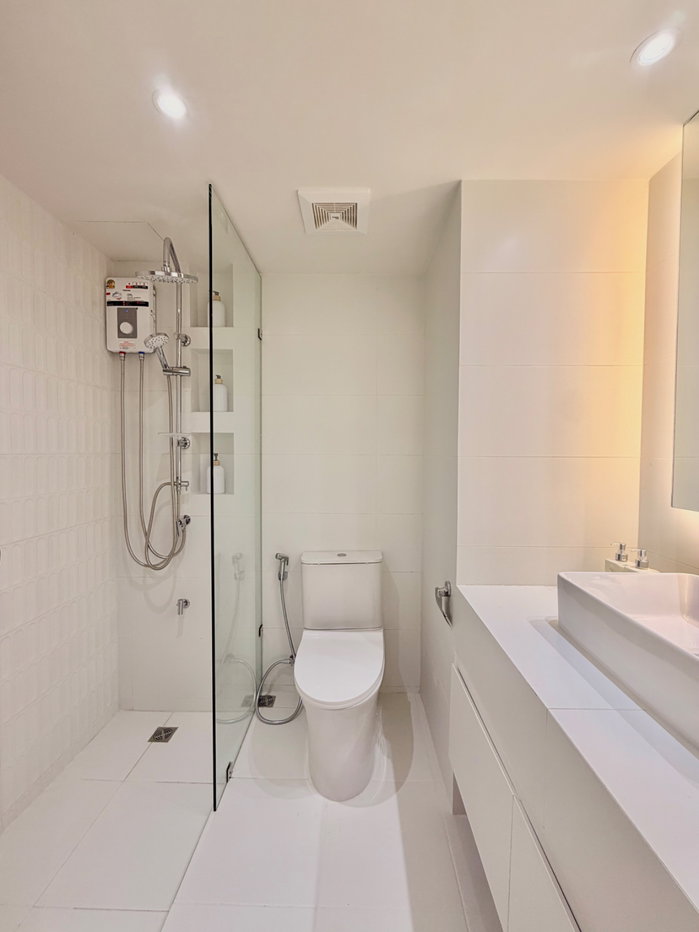 picture For Sale: JC Hill Place Condo, Beautiful Unit Under Renovation – Completion in May (ID:1318CS) - 19/20