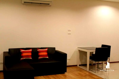 คอนโดให้เช่า : PM018446 ✨Flash Deal ✨ Villa Sathorn (1Bed 1Bath 42 SQM.) พร้อมอยู่ ! เพียง 16,000 บาทต่อเดือน Tel.0981315848 @propmatch