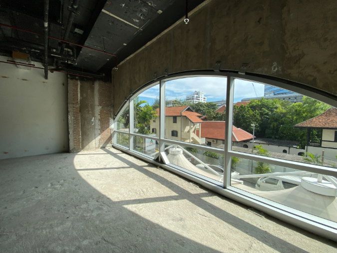 picture Commercial space in Langsuan, suitable for various business types. - 4/8