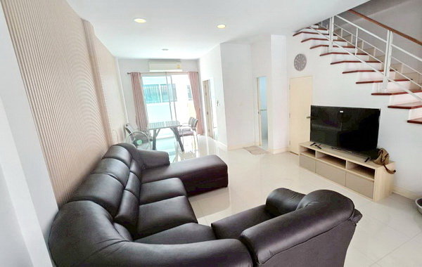 รูป ให้เช่า บ้านกลางเมือง เอส-เซนส์ อ่อนนุช-วงแหวน / 3 ห้องนอน 3 ห้องน้ำ / เช่า 20,000 บาท ใกล้โรบินสันลาดกระบัง - รูปที่ 2/14