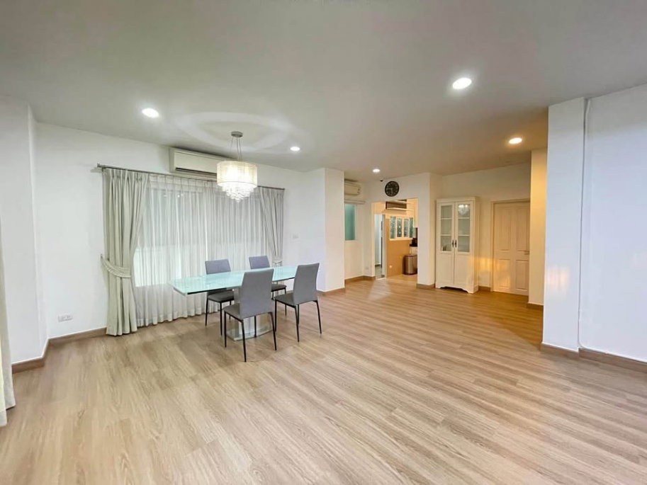รูป บ้านพร้อมให้ซื้อ ที่ : เดอะ เซ็นโทร อ่อนนุช-วงแหวนฯ - รูปที่ 19/20