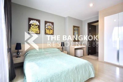 Condos for sale : Location Near Employment, Surrounded by Lifestyles RHYTHM Ratchada near MRT Ratchadaphisek Station
