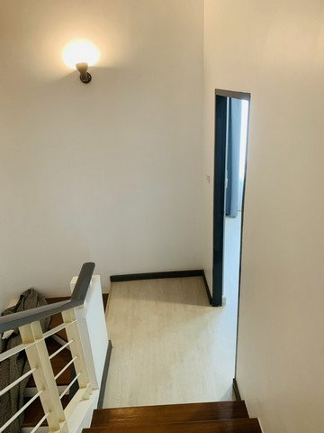 รูป HR3461ให้เช่าทาวน์โฮม 3.5 ชั้น รีโนเวทใหม่ (Baan Klang Krung Office Park Bangna) ตกแต่งครบครันในสไตล์ซานฟรานซิสโก เพดานสูงโปร่ง - รูปที่ 25/34