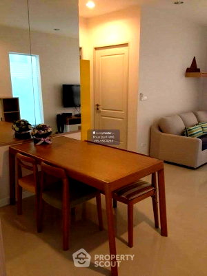 คอนโดให้เช่า : คอนโด 2-ห้องนอน ที่ คิว. เฮ้าส์ สาทร ใกล้ BTS กรุงธนบุรี (ID 2839224)