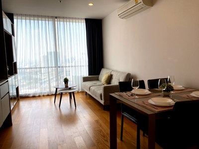 คอนโดให้เช่า : ให้เช่า Noble Revo Silom ราคาดีที่สุด ตกแต่งพร้อมอยู่ ชั้นสูง วิวเมือง DS2978 | Line @Dstay