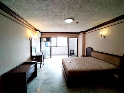 Condos for rent : Srivara mansion near MRT closed to BIG C ratchada 