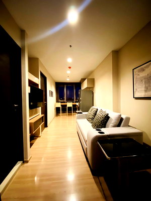 คอนโดให้เช่า : ให้เช่า Rhythm Sathorn ห้องสวยมาก ตกแต่งเฟอร์ครบ พร้อมเข้าอยู่ DS2961 | Line @Dstay