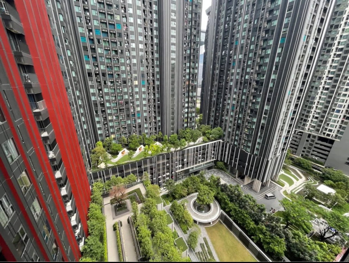 รูป S32 ให้เช่าคอนโด Life Asoke Hype (ไลฟ์ อโศก ไฮป์)ห้องใหม่ ตกแต่งครบ พร้อมเข้าอยู่ เฟอร์นิเจอร์ และ เครื่องใช้ไฟฟ้า - รูปที่ 10/11