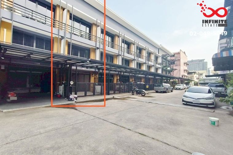 4-bed townhouse for sale, 180 sqm, 18 sq wah, Bang Phlat