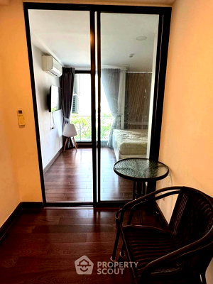 Condos for sale : 1-BR Condo at Bangkok Feliz Sathorn - Taksin near BTS Krung Thon Buri (ID 2883536)