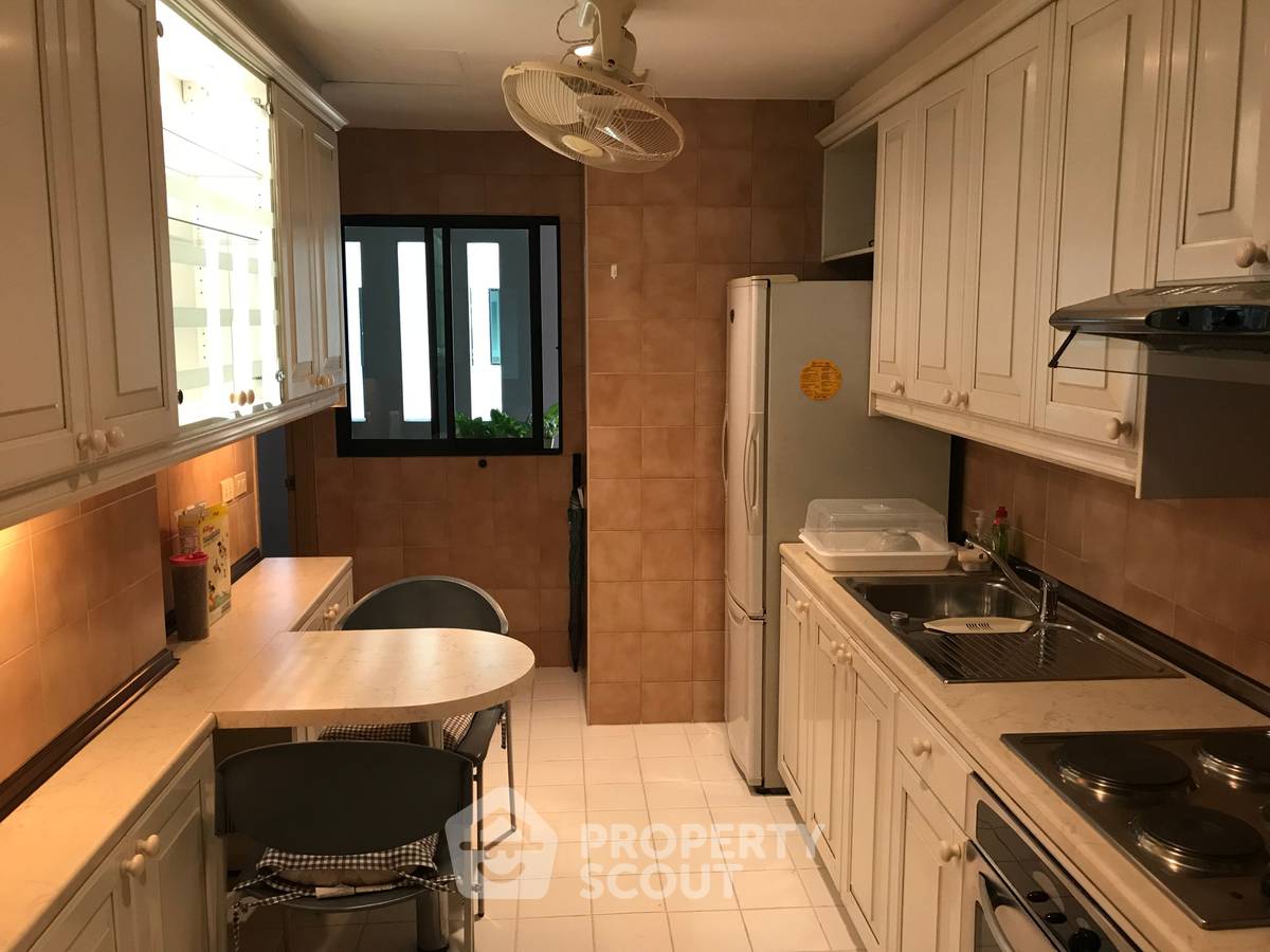 รูป คอนโด 3-ห้องนอน ที่ สาธร การ์เด้นส์ ใกล้ MRT สีลม (ID 2884960) - รูปที่ 4/15