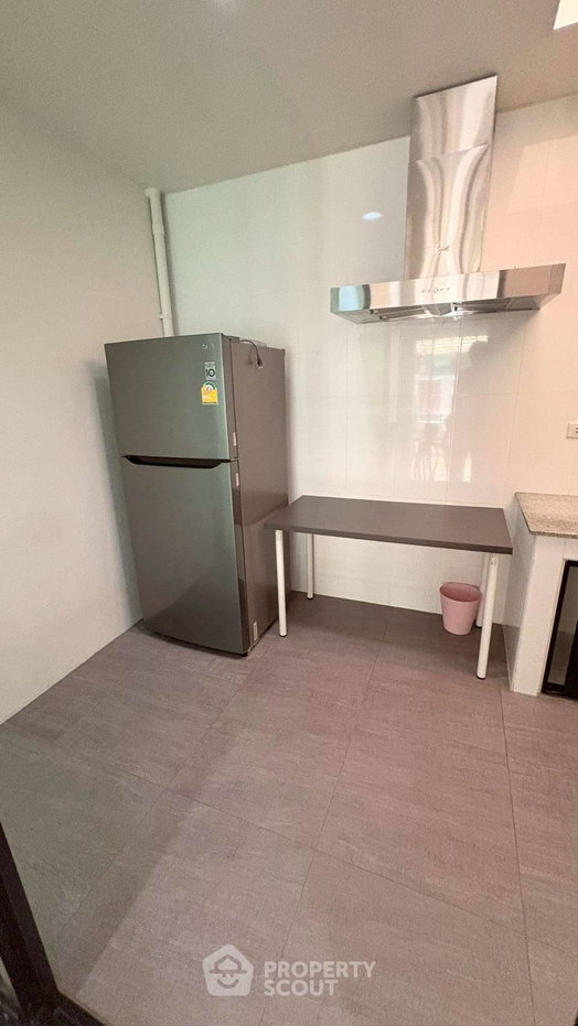 picture 4-BR Townhouse near BTS Punnawithi (ID 2879221) - 6/15