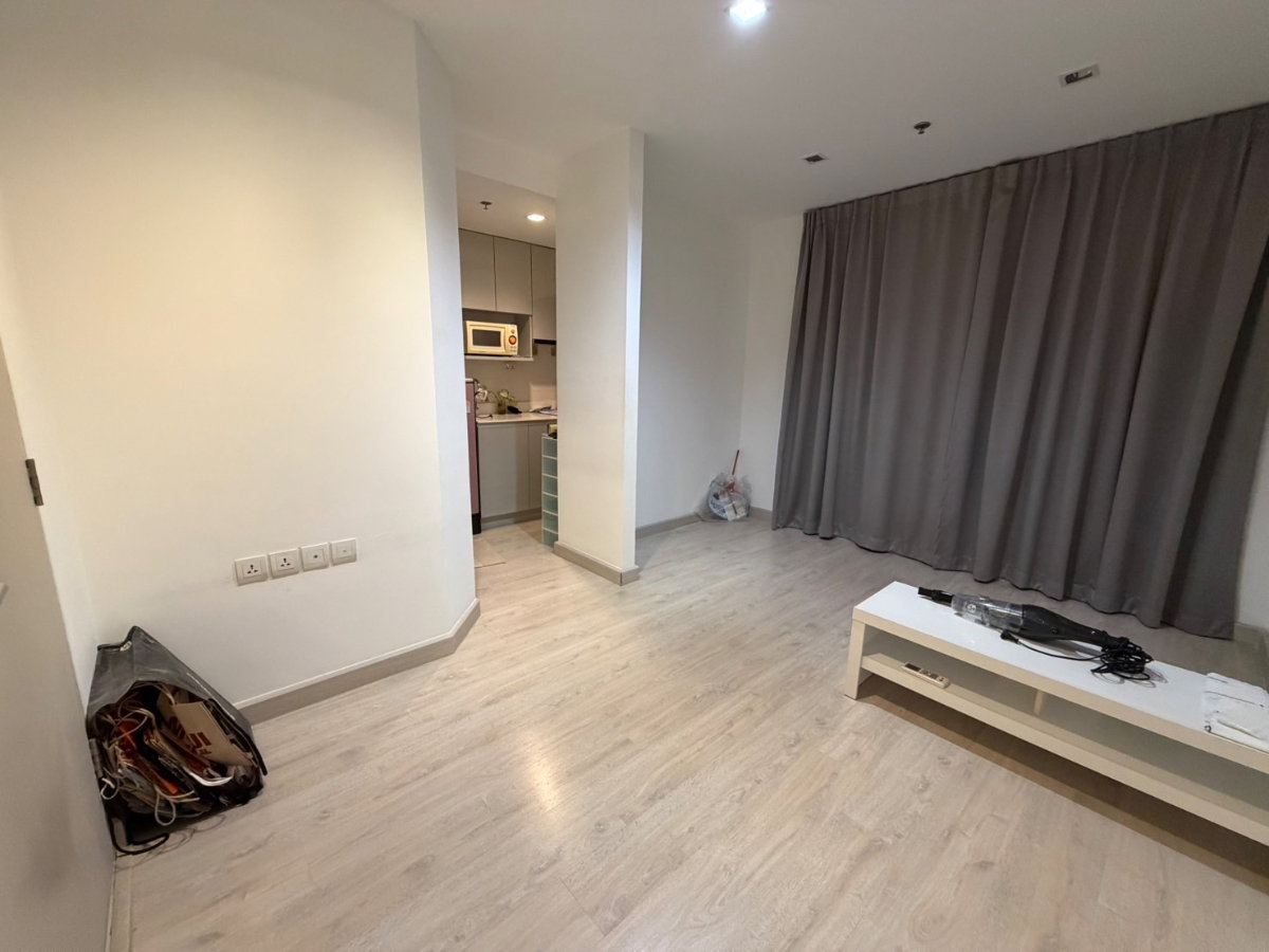 รูป ขาย ideo mobi sathorn condo (เจ้าของขายเอง) - รูปที่ 3/10