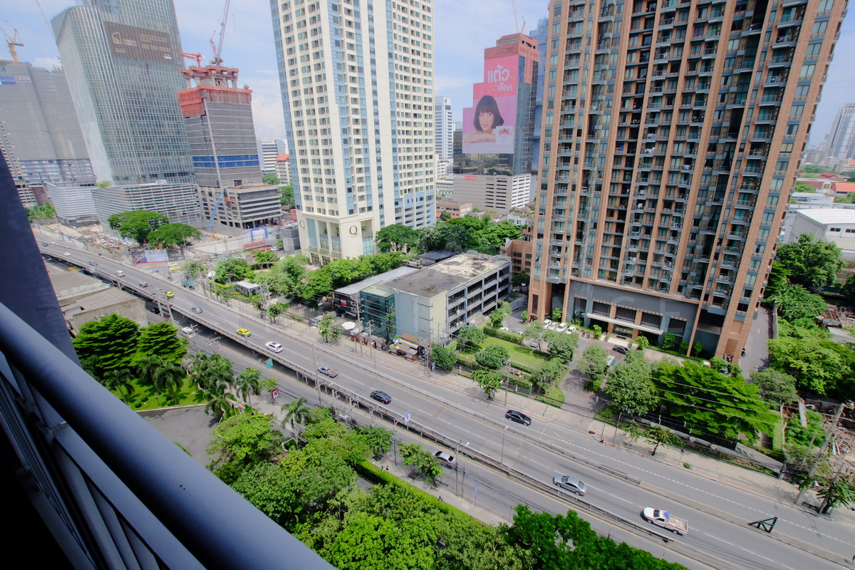 รูป ดิ แอดเดรส อโศก ใกล้ MRT สถานีเพชรบุรี ทำเลแหล่งงาน รายล้อมด้วยไลฟ์สไตล์ - รูปที่ 3/10