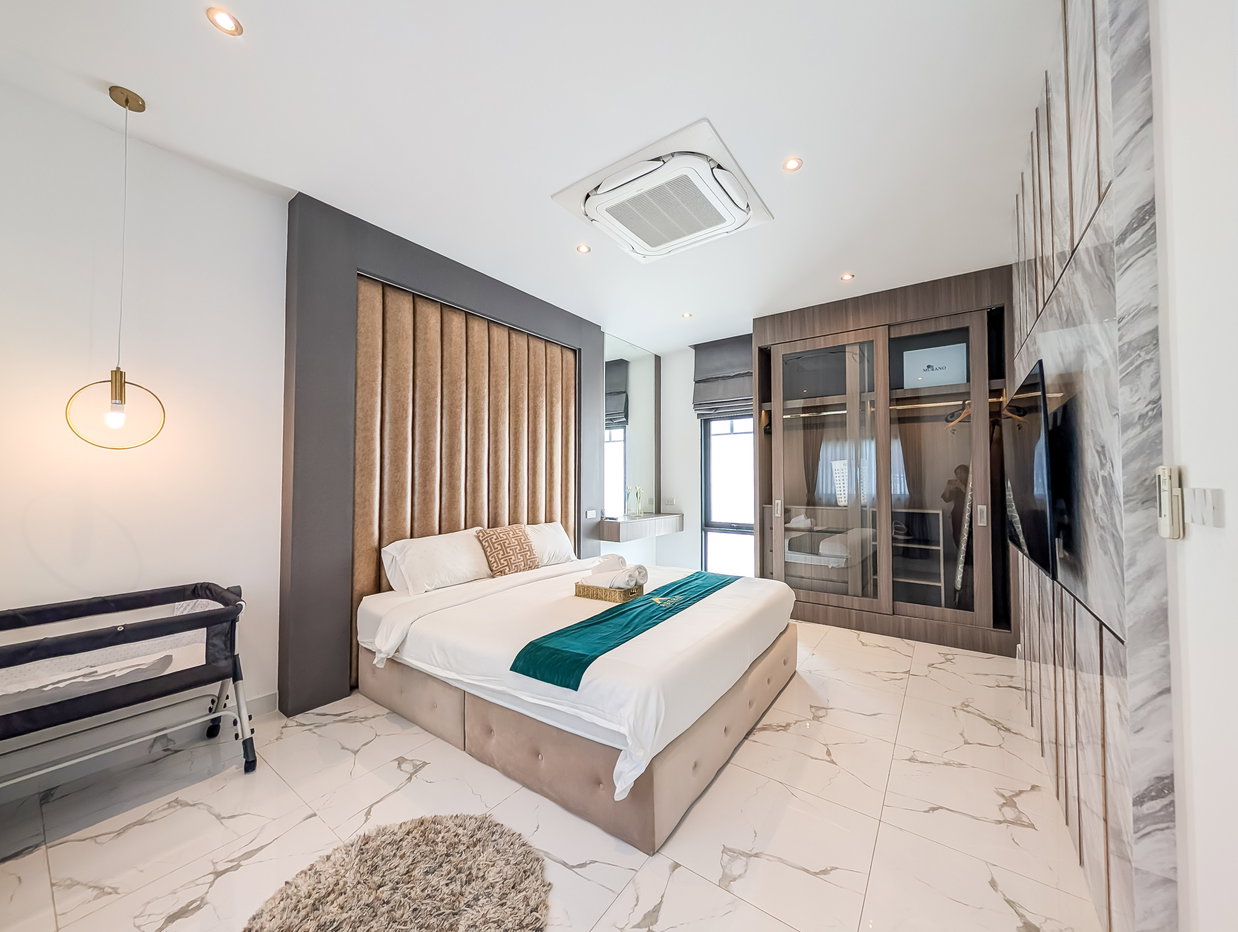 รูป Luxury Pool Villa for Rent Tungklom Talman East Pattaya - รูปที่ 18/25