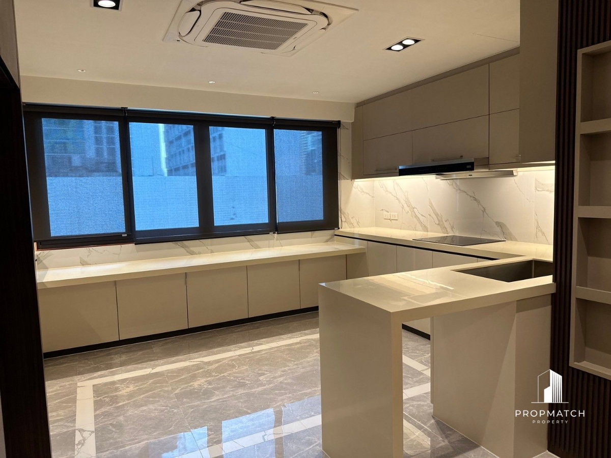 รูป PM031586 ✨Flash Deal ✨ Ploenchit Terrace (3Bed 3Bath 374 SQM.) พร้อมอยู่ ! เพียง 250,000 บาทต่อเดือน Tel.0981315848 @propmatch - รูปที่ 4/16