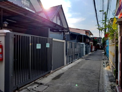 เช่าบ้านเดี่ยว แยกไฟฉาย : เช่า บ้านเดี่ยวชั้นเดียว 4 ห้องนอน 1 ห้องน้ำ ซ.จรัญสนิทวงศ์ 37 ทำเลดี
