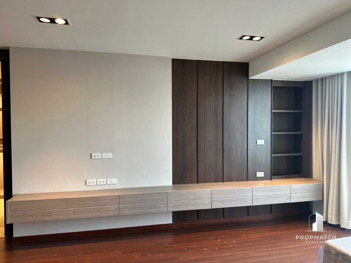 รูป PM031586 ✨Flash Deal ✨ Ploenchit Terrace (3Bed 3Bath 374 SQM.) พร้อมอยู่ ! เพียง 250,000 บาทต่อเดือน Tel.0981315848 @propmatch - รูปที่ 7/16