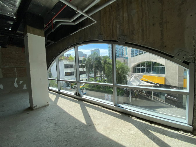 picture Commercial space in Langsuan, suitable for various business types. - 6/8