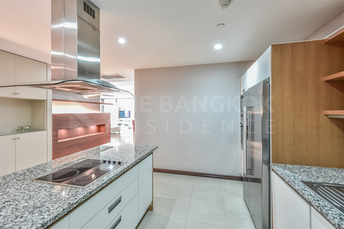 Sky Villas Sathorn near BTS Saint Louis Move-in Ready, Just Bring Your Stuff