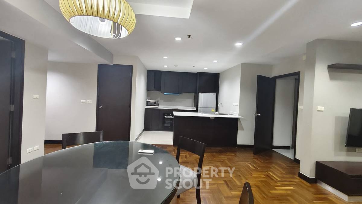 รูป คอนโด 2-ห้องนอน ที่ บ้านสวนเพชร คอนโดมิเนียม ใกล้ BTS พร้อมพงษ์ (ID 2881571) - รูปที่ 4/11