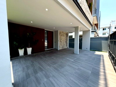 บ้านเดี่ยว กรุงเทพมหานคร : For Sell at   Preecha Village, Bangkok Kreetha