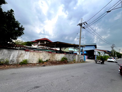 โรงงาน นิคมอุตสาหกรรมบางพลี : BL127|อาคารโกดัง พร้อมสิ่งปลูกสร้าง ซอย 2 หมู่ 7 ตำบล ศีรษะจรเข้ใหญ่ อำเภอบางเสาธง สมุทรปราการ 10540⚡ราคาถูก!  15,000,000    บาท⚡