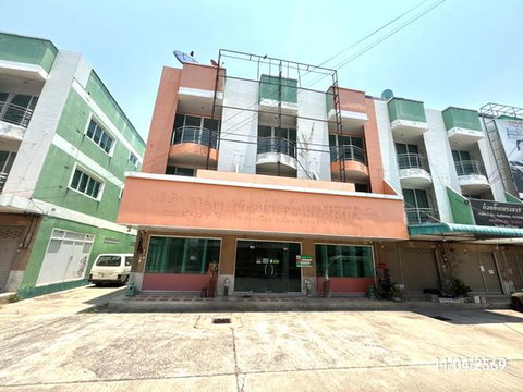 อาคารพาณิชย์ 61.7 ตร.วา แผ่นดินทอง ซิตี้ 1 เมืองนครราชสีมา นครราชสีมา 17M