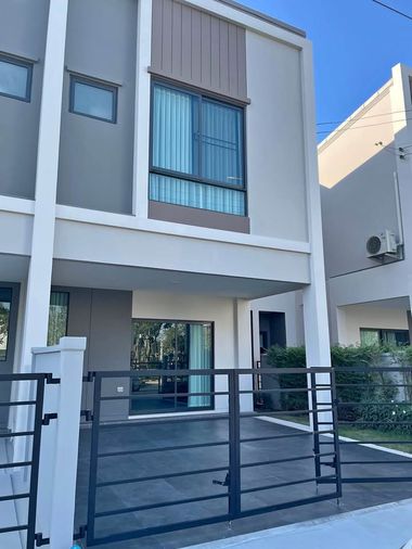 ให้เช่า Pleno Sukhumvit–Bangna 3 ใกล้ Mega Bangna เพียง 800 เมตร