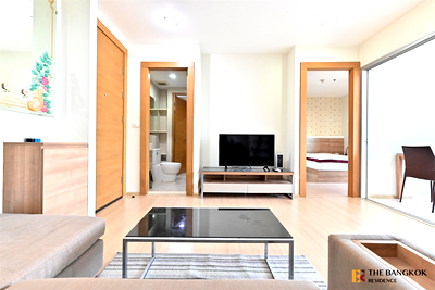Condos for rent : Price better than expected!! RHYTHM Ratchada-Huaikhwang near MRT Huai Khwang Station