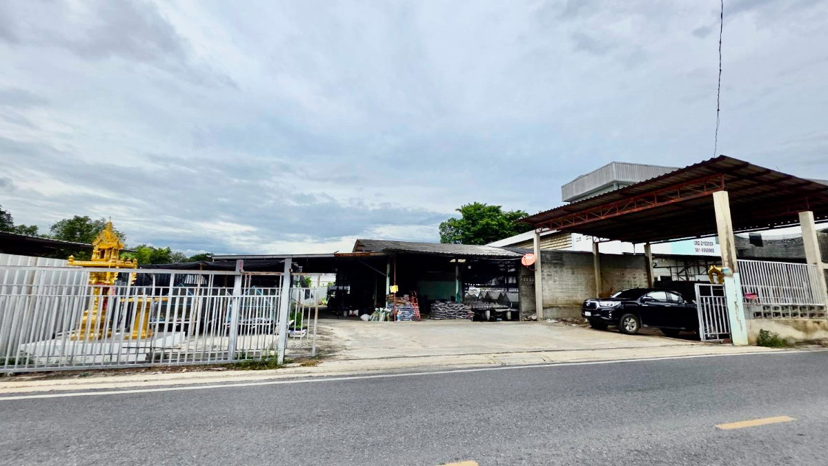 รูป ขายบ้านเดี่ยว 2 หลัง พร้อมที่ดิน ขนาด 409 ตร.ว. พร้อมกิจการ ใกล้รถไฟฟ้า MRT สถานีแยกติวานนท์ บางกรวย นนทบุรี - รูปที่ 8/11