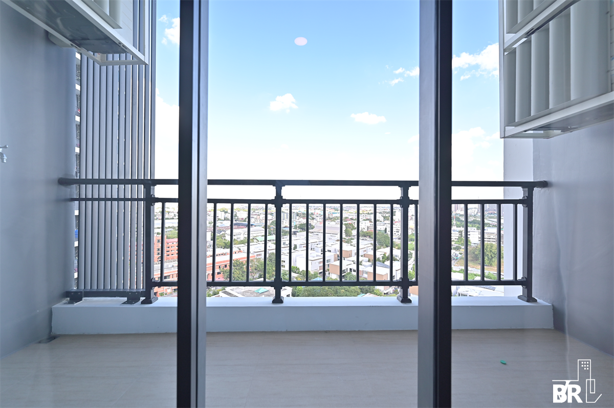 picture Artisan Ratchada Condo in Business District - 4/10