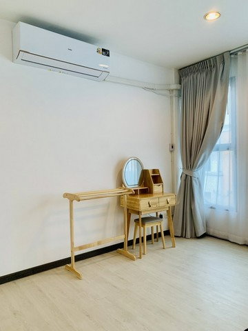 รูป HR3461ให้เช่าทาวน์โฮม 3.5 ชั้น รีโนเวทใหม่ (Baan Klang Krung Office Park Bangna) ตกแต่งครบครันในสไตล์ซานฟรานซิสโก เพดานสูงโปร่ง - รูปที่ 33/34