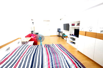 Condos for sale : 🔥 Urgent! Large condo unit at Supalai Park Srinakarin, rare size, near MRT Sri Udom, only 1.45 million baht.