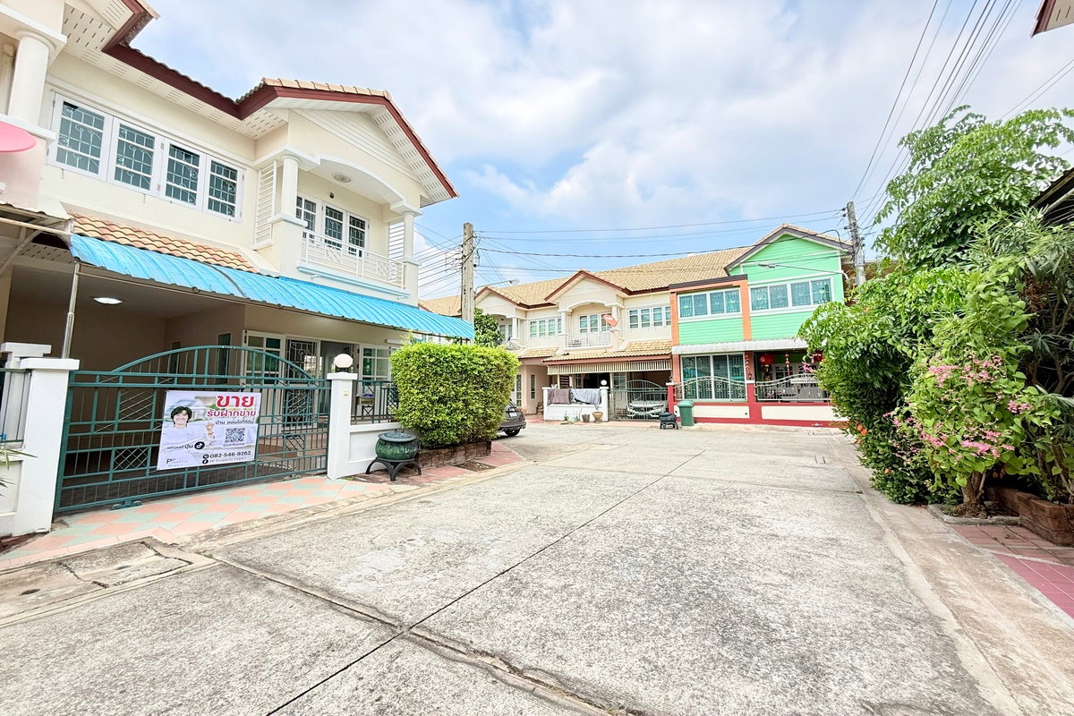 รูป ขายทาวน์เฮ้าส์ ดรีมเพลส สวนผัก หลังริม 27.5 ตรว. 3ห้องนอน 2ห้องน้ำ ต่อเติมครบ ทำใหม่ พร้อมอยู่ - รูปที่ 3/25