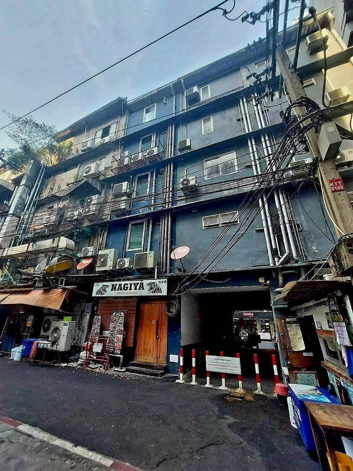 รูป ขาย อาคาร 6 ชั้น เนื้อที่ 234 ตร.วา ซอยธนิยะ สีลม และ อาคารพาณิชย์ 5 ชั้น 2 คูหา เนื้อที่ 20.5 ตร.วา ใกล้ BTS ศาลาแดง และใกล้ MRT สีลม ขายรวม 800 ลบ. - รูปที่ 5/6