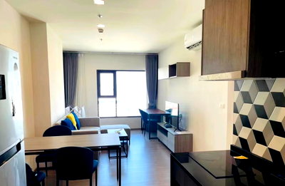 Condos for rent : THE BASE Phetchaburi-Thonglor | High-Floor 2BR with Shutter Bus to BTS/MRT 30,000 THB / Month