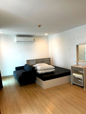 Condos for rent : Condo at soi Ratchada 19 near 🚆MRT Ratchadaphisek (Condo D RATCHADA 19 ) ✅For rent contact via Line: @968pqbai