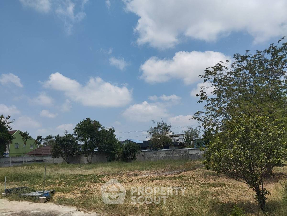 รูป ที่ดินสำหรับปล่อยขาย 3,840 ตารางเมตร แถว ใน หนองแขม (ID 2883988) - รูปที่ 1/5
